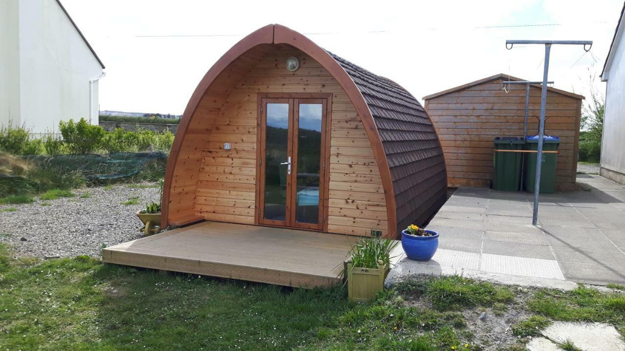 Вилла The Rainbow Pod Милтаун-Малбей Экстерьер фото