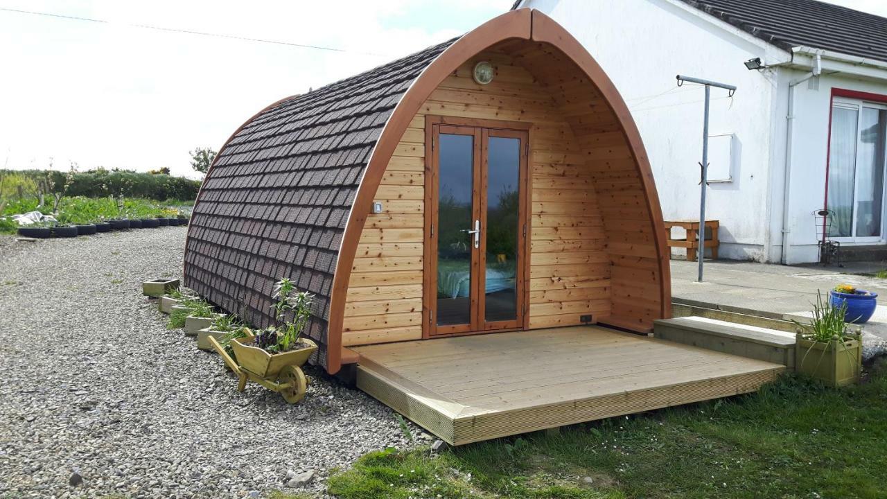 Вилла The Rainbow Pod Милтаун-Малбей Экстерьер фото